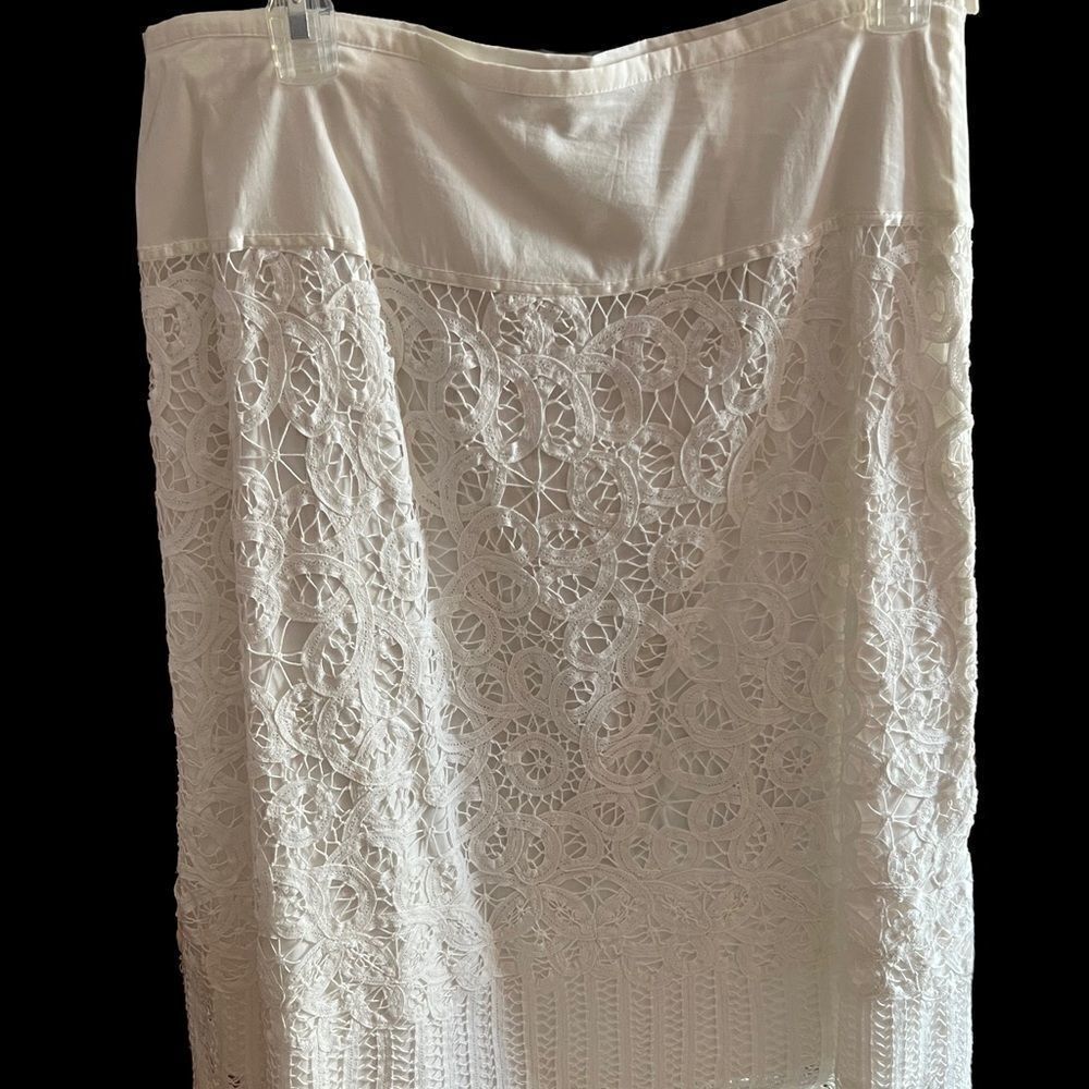 Apt. 9 boho white cotton straight skirt with eyelet lace overlay women’s size 8